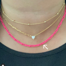 Load image into Gallery viewer, Hot Pink Paper Clip Necklace
